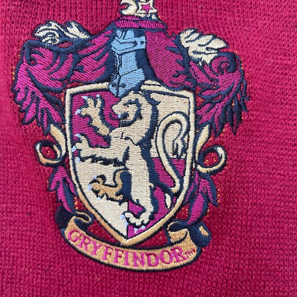 Ultimate HARRY POTTER GRYFFINDOR Winter Set. None worn. Thick and warm. - Picture 3 of 9